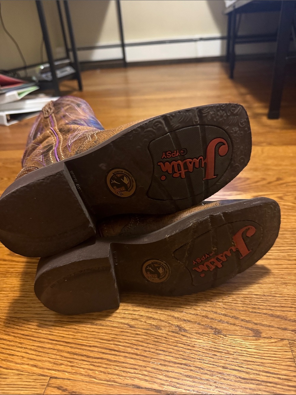Justin Boots Brown Ankle Cowboy Boots with Pink Lining - Picture 3 of 3